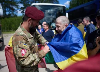 З полону РФ звільнили 160 українських військових