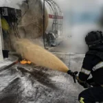 Війська РФ завдали удару по АЗС у Херсоні, поранений працівник