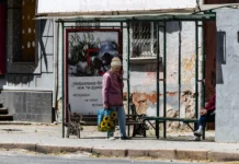 Тимчасово призупинили рух тролейбусів у Херсоні
