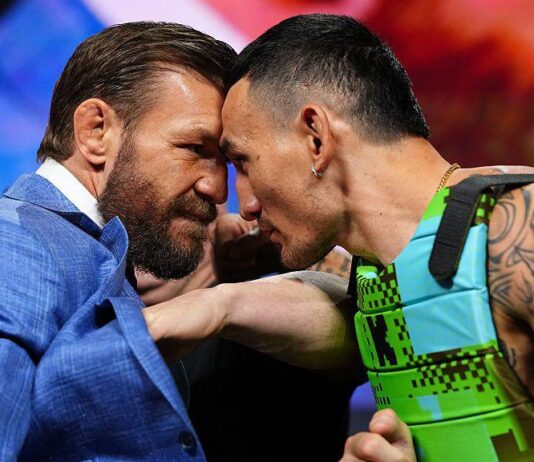 Макгрегор против Холлоуэя — трансляция возвращения ирландца в UFC