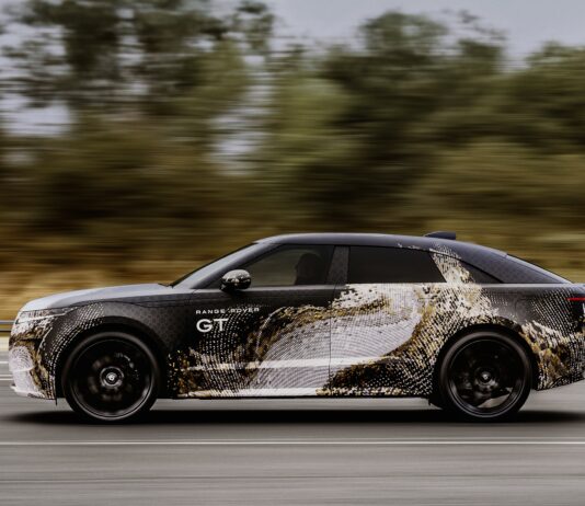 Почти купе: самый необычный Range Rover в истории бросит вызов BMW X6 (фото)