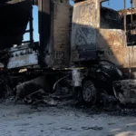Російський дрон атакував вантажівку у Херсоні. ВІДЕО