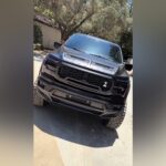 Дуэйн «Скала» Джонсон похвастался навороченным пикапом Shelby (видео)