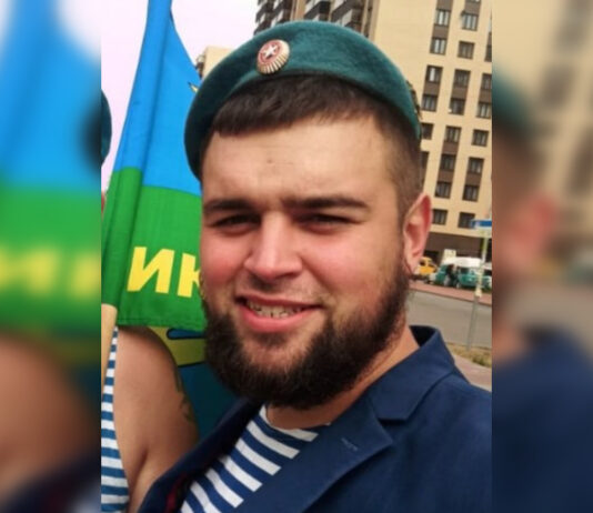 «Убили свои»: Z-военкор «Тринадцатый» пожаловался, что сидит в камере с украинцами