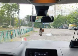 Уламки дрона пошкодили авто знімальної групи Суспільне Херсон