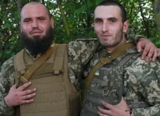 «Щоб люди мирно спали». Брати з одного екіпажу захищають небо на Херсонському напрямку