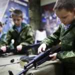 Кулеба заявив про мілітаризацію українських дітей на окупованій Херсонщині