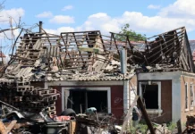 За добу на Херсонщині через російські атаки пошкоджено понад 100 об’єктів