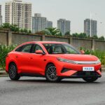 Цена $14 700, запас хода 2370 км: BYD показал мощную альтернативу Skoda Octavia (фото)