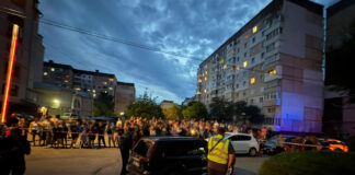 В Тернополе произошла массовая стычка между гражданскими и ТЦК: люди разгромили авто, есть пострадавшие (фото)