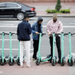 В Черновцах запретили прокат электросамокатов: в чем причина и когда их уберут с улиц