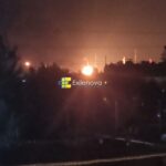 Дроны атаковали Ленинградскую область: под ударом оказался местный НПЗ в Киришах (видео)