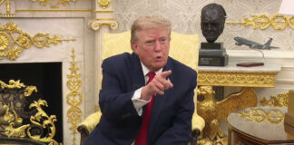 «Заткнитесь»: Трамп и Белый дом набросились на журналистку CNN (видео)