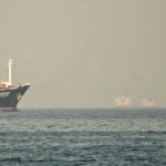 16 млн баррелей нефти в сутки: 40 танкеров прошли Ормузский пролив за сутки — Axios