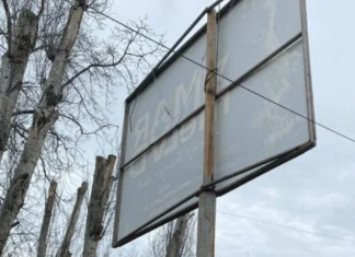Херсонська міськрада відсудила майже 293 тисячі гривень за користування місцями для реклами