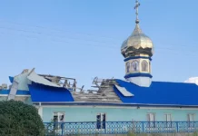 Російські військові пошкодили Покровський храм у Станіславі на Херсонщині