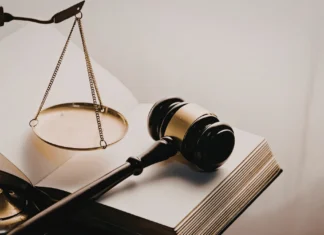 Інженеру, який здійснював технагляд за будівництвом «підземної школи» у Херсоні, повідомили про підозру