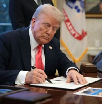 Трамп объявил о «крупнейшей нефтяной сделке в истории»: о чем идет речь (фото)