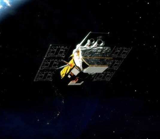 После провала спасательной миссии космический телескоп NASA упадет на Землю: когда и где