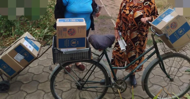 На Херсонщині жителям передали понад 200 продуктових наборів гуманітарної допомоги