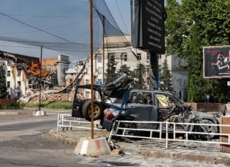 Наслідки обстрілів Херсонщини: пошкоджено багатоповерхівки, музеї, церкву, магазини, є постраждалі