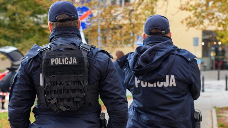 Нападение на украинских детей в Польше: полиция задержала двух человек, Туск отреагировал