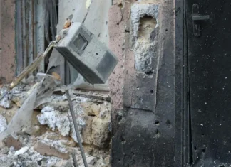 “Херсон може залишатися без світла і тепла на тривалий час”. Війська РФ посилюють удари по критичній інфраструктурі