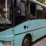 Який вигляд має автобус після російського удару в Херсоні. ФОТО