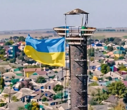 ЗСУ дронами підняли та встановили прапори України над окупованою Херсонщиною. ВІДЕО