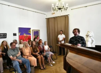 У Вінниці відкрилася виставка «ХЕРСОН: НЕ/вкрадене»